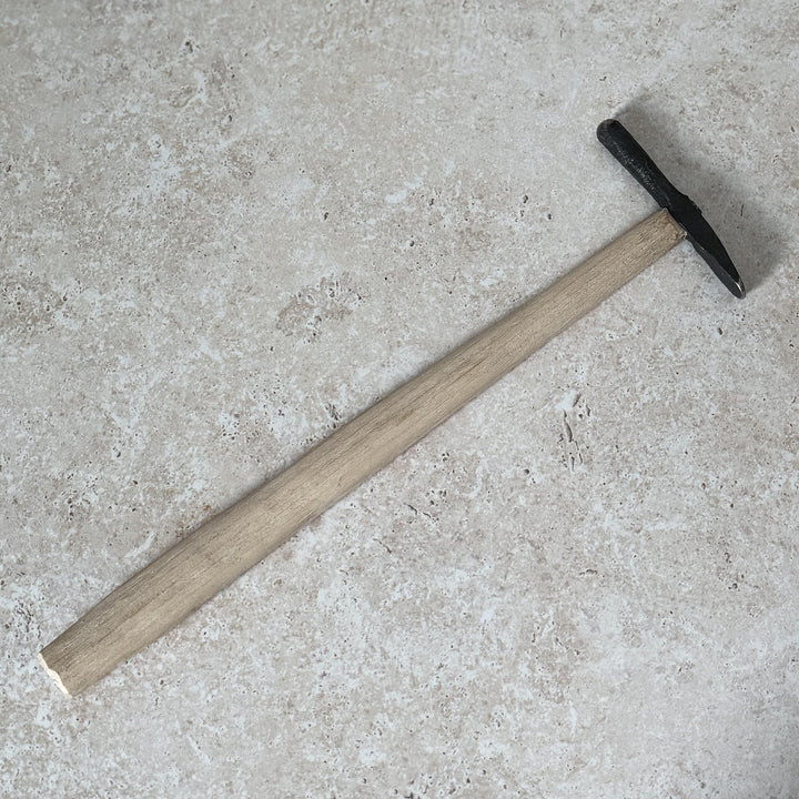 Hand-forged 4oz fine smithing hammer
