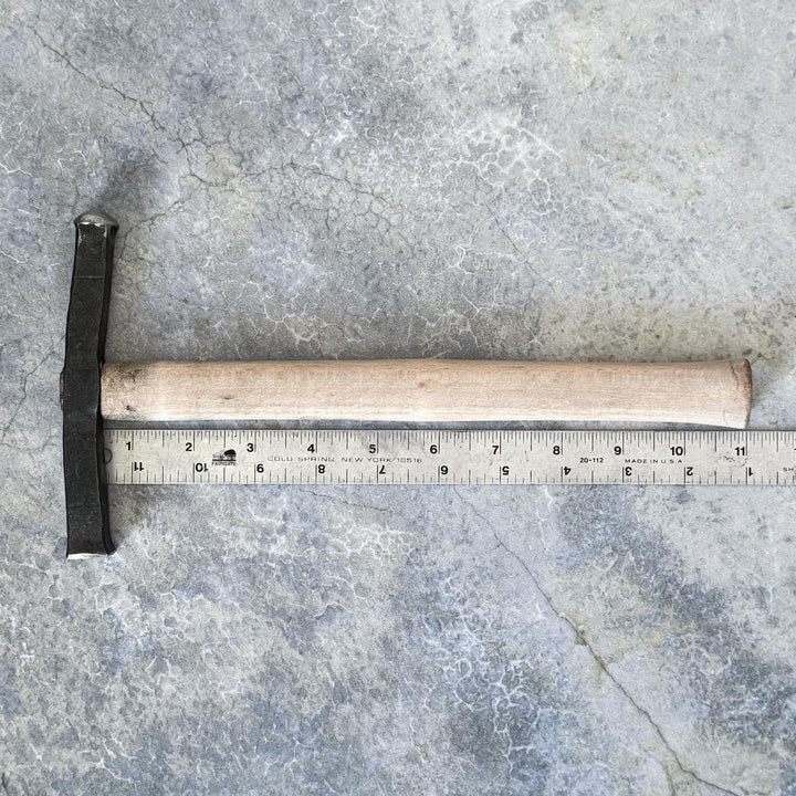 Hand-forged 9.5oz fine smithing hammer