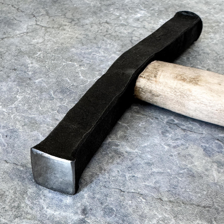 Hand-forged 8.5oz fine smithing hammer