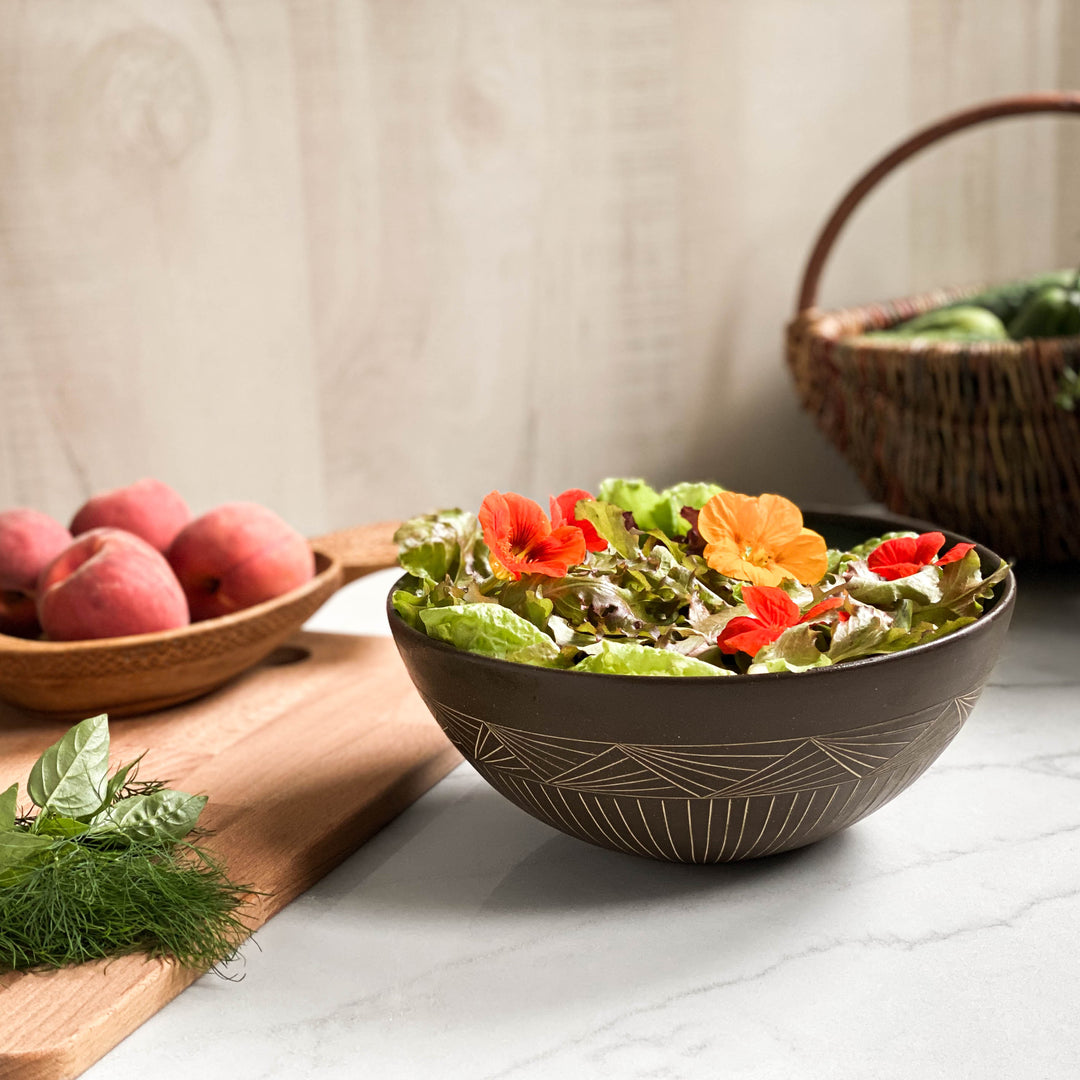 Scallop Fan Serving Bowl