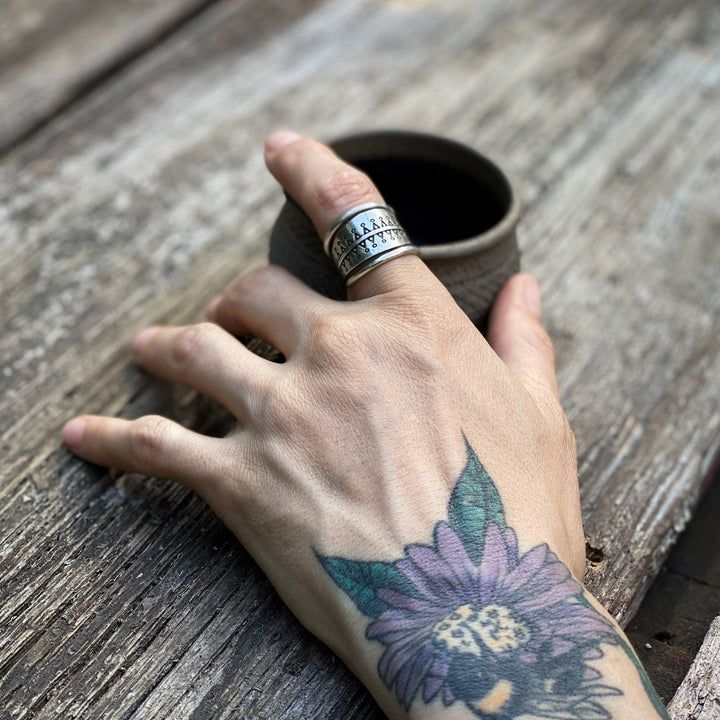 Slavic Triangle Twist Ring