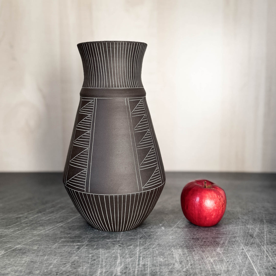 Caravel Vase