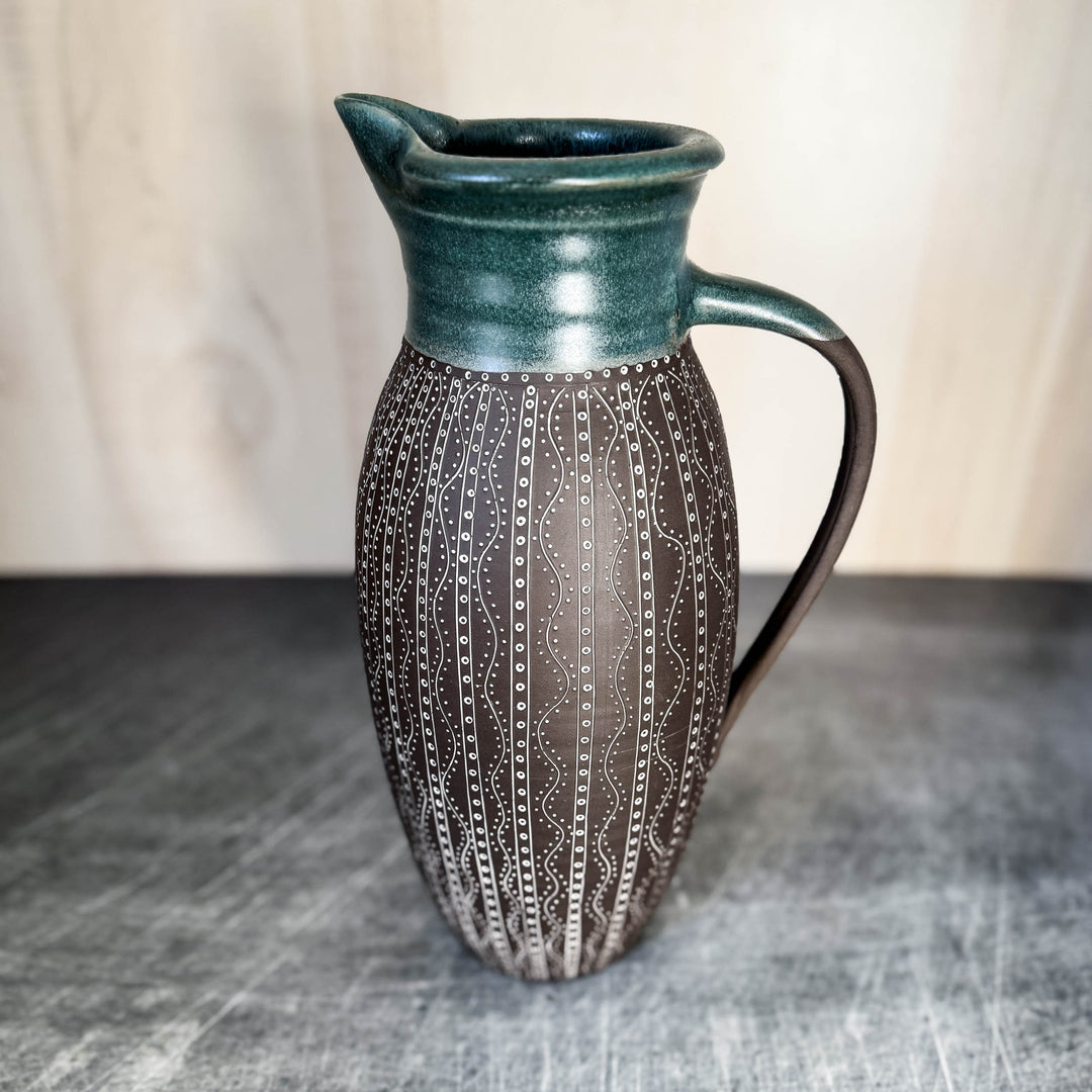 Cephalopod Pitcher, Large