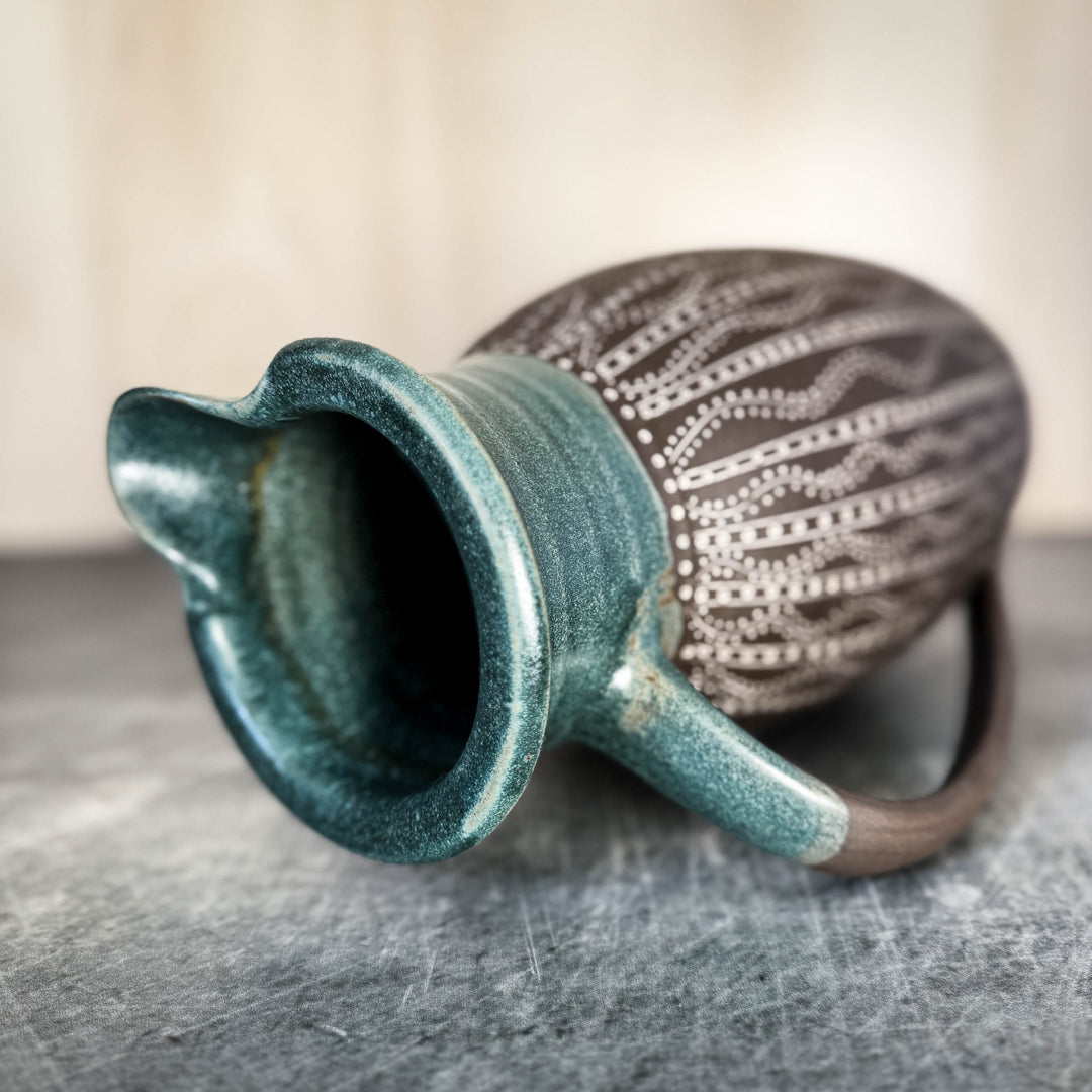 Cephalopod Pitcher, Large