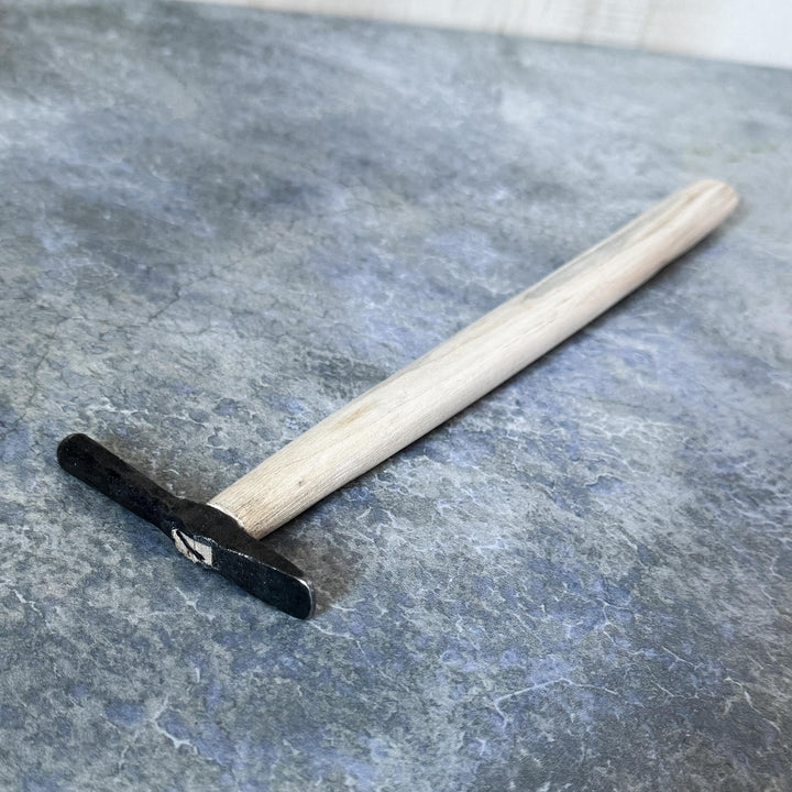 Hand-forged 4oz fine smithing hammer