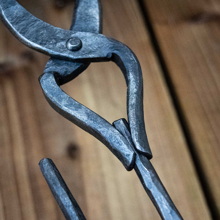 Hand Forged Round Jaw Tongs